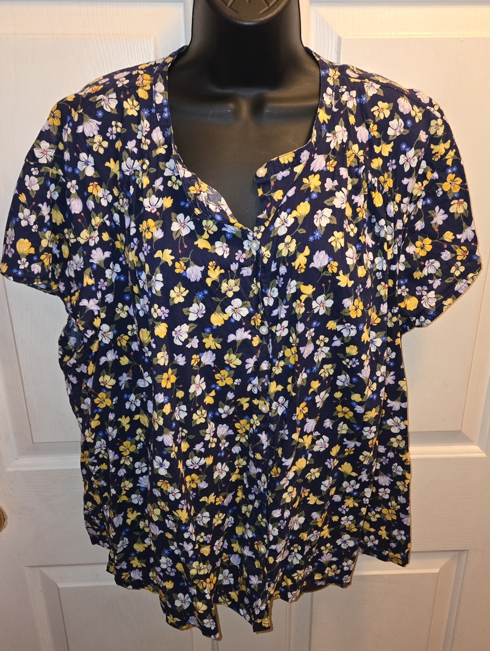 Old Navy Floral Short Sleeve Blouse